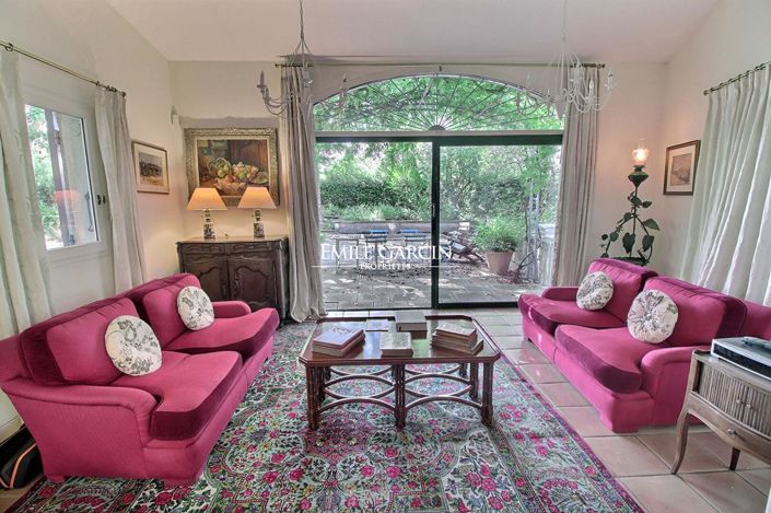 Image No.13-5 Bed House for sale