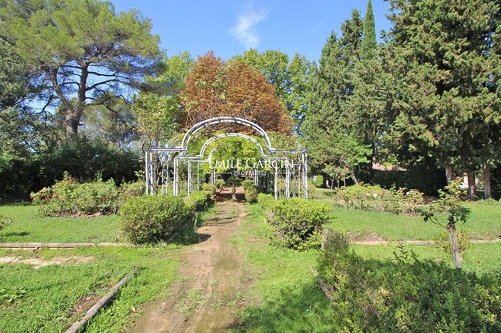 Image No.2-5 Bed House for sale