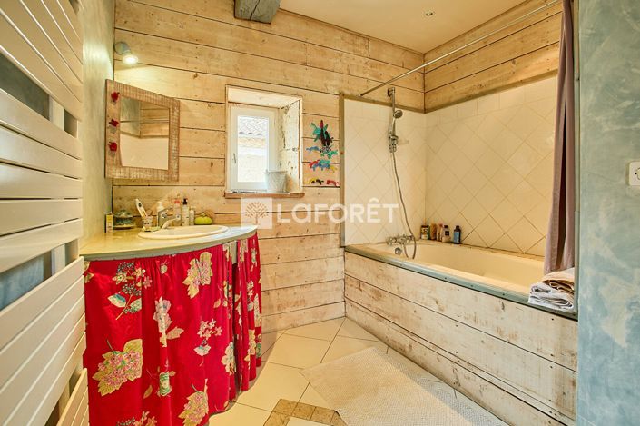 Image No.11-Propriété de 6 chambres à vendre à Nérac