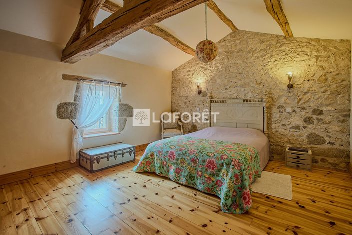 Image No.5-Propriété de 6 chambres à vendre à Nérac