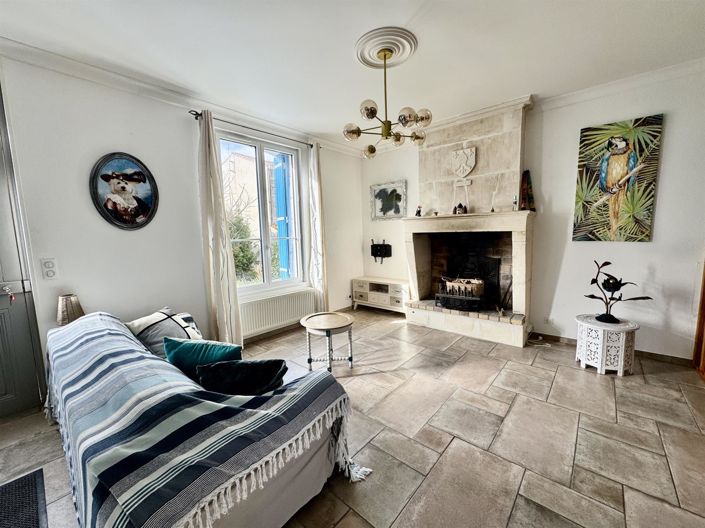 Image No.2-5 Bed House for sale