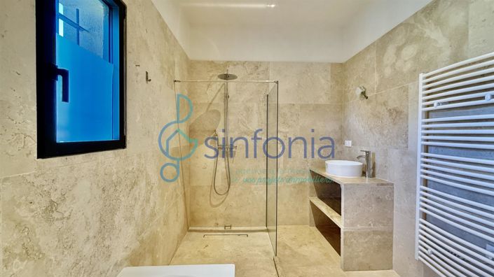 Image No.15-2 Bed House for sale