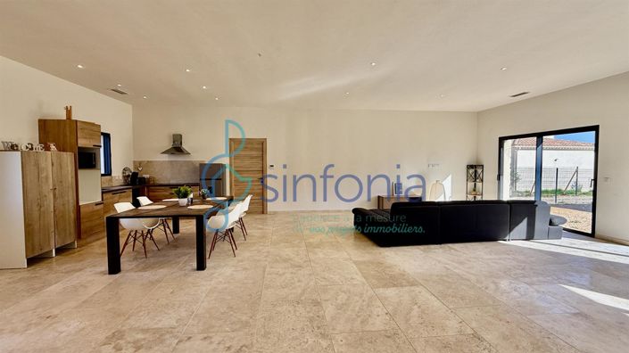 Image No.4-2 Bed House for sale