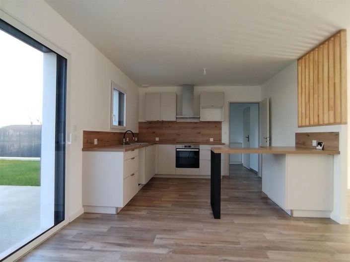 Image No.2-3 Bed House for sale