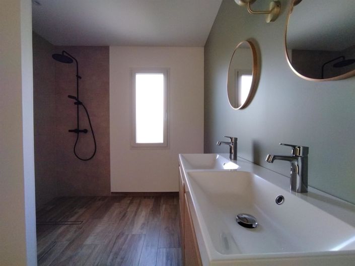 Image No.3-3 Bed House for sale