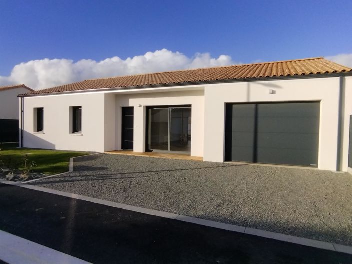 Image No.7-3 Bed House for sale