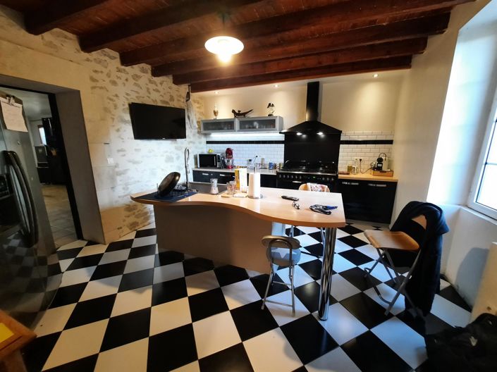 Image No.2-3 Bed House for sale