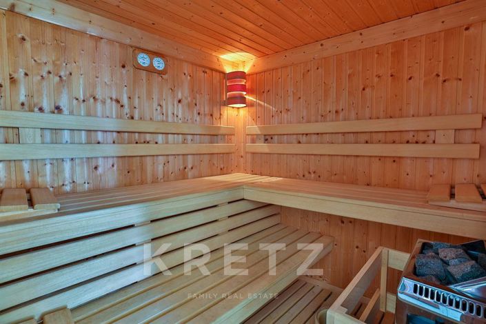 Image No.15-3 Bed House for sale