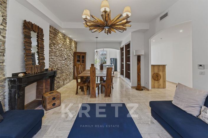 Image No.3-6 Bed House for sale