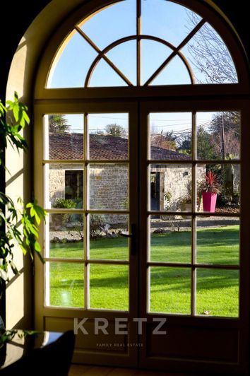 Image No.16-5 Bed House for sale