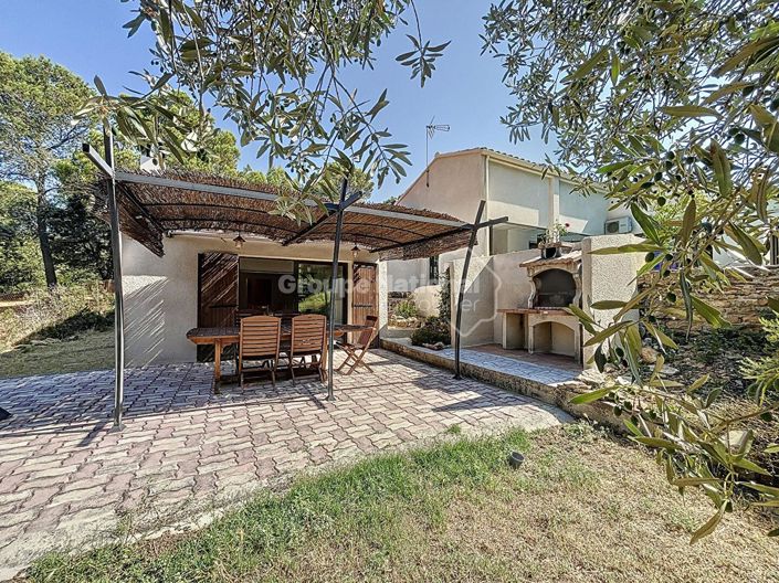 Image No.15-5 Bed Property for sale