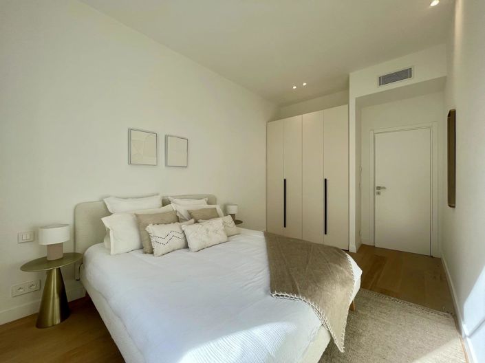 Image No.14-4 Bed Apartment for sale