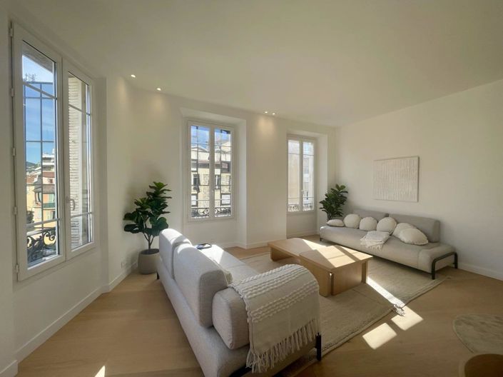 Image No.2-4 Bed Apartment for sale