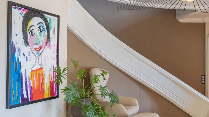 Image No.20-5 Bed House for sale