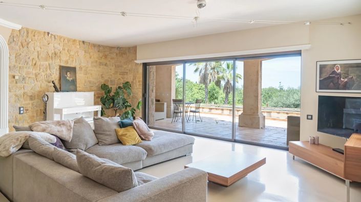 Image No.23-5 Bed House for sale