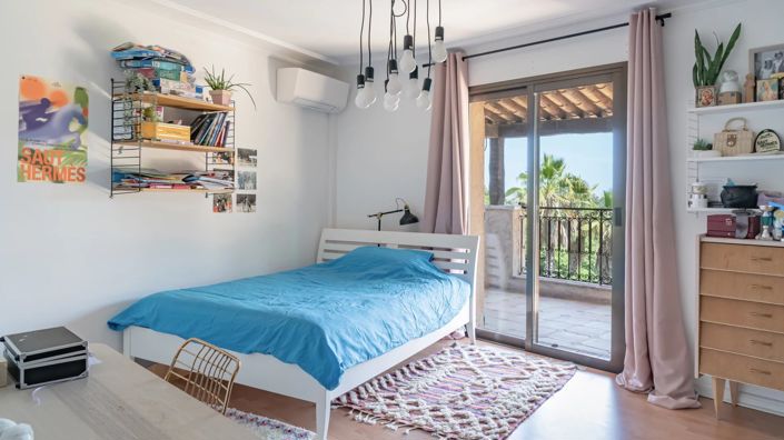 Image No.29-5 Bed House for sale