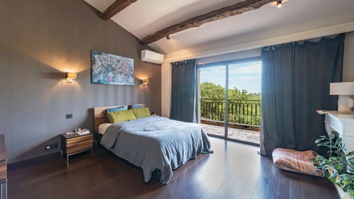 Image No.31-5 Bed House for sale