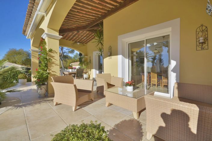 Image No.11-4 Bed House for sale