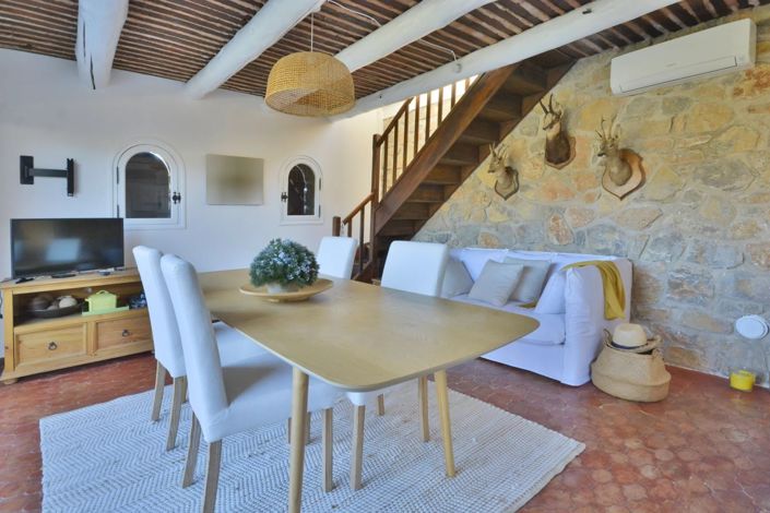 Image No.17-5 Bed House for sale