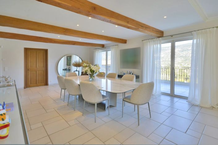 Image No.25-5 Bed House for sale