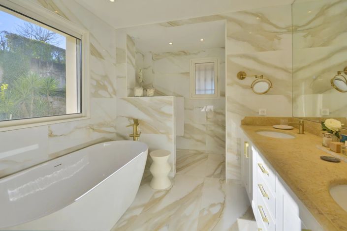 Image No.36-5 Bed House for sale