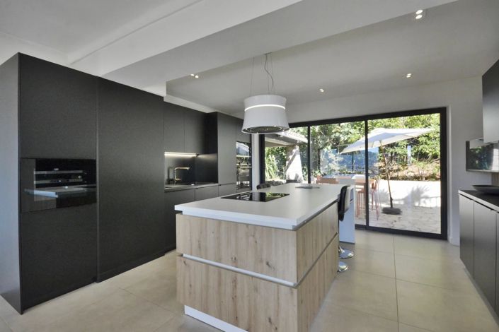 Image No.16-4 Bed House for sale