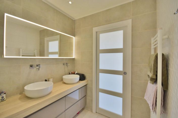 Image No.21-4 Bed House for sale