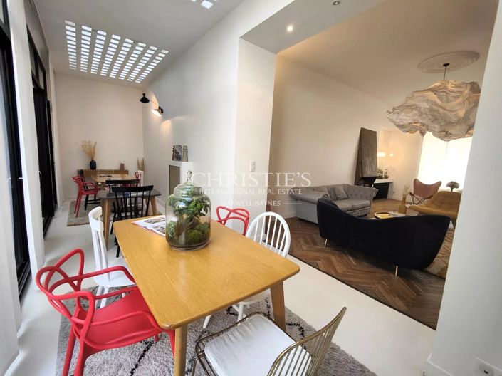 Image No.10-6 Bed House for sale