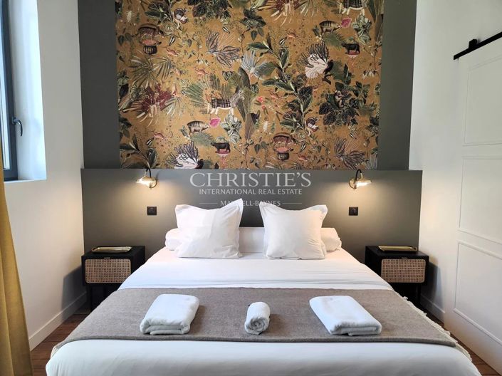 Image No.7-6 Bed House for sale