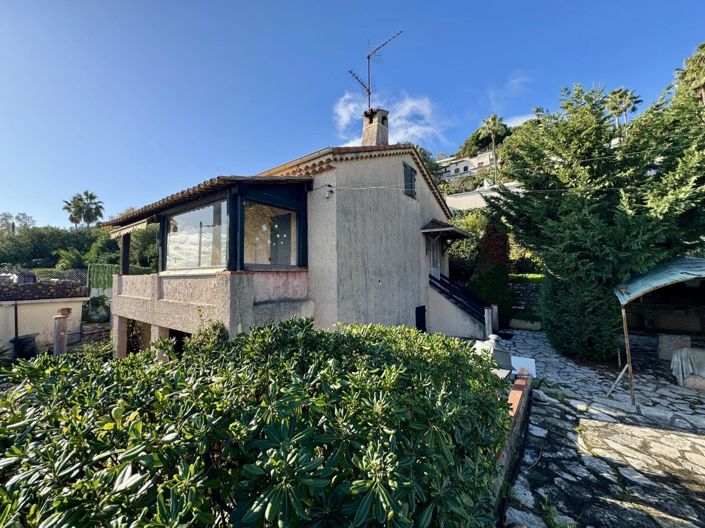 Image No.2-5 Bed House for sale