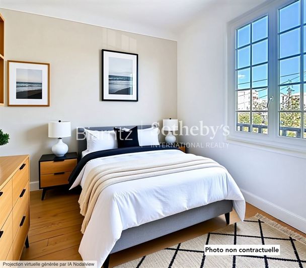 Image No.10-5 Bed House for sale