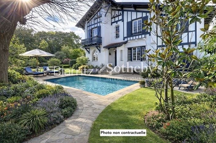 Image No.17-5 Bed House for sale