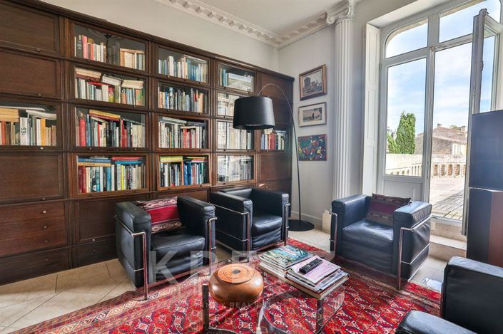 Image No.13-8 Bed House for sale