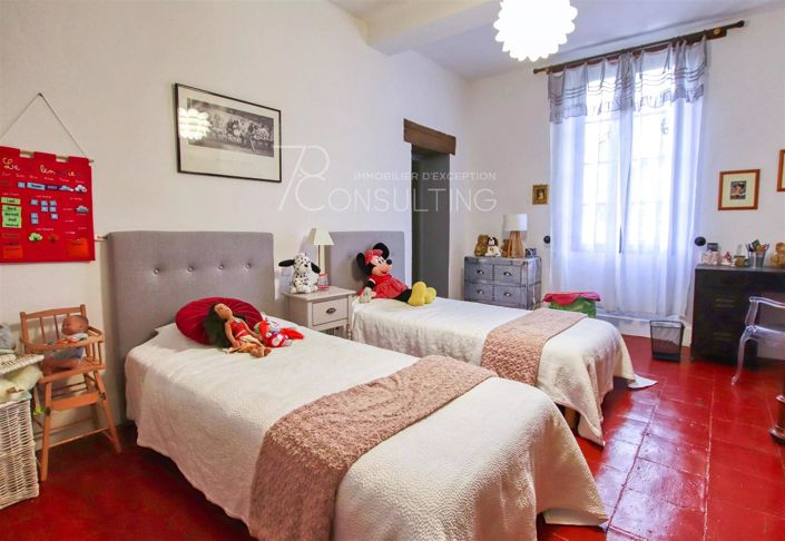 Image No.12-House for sale