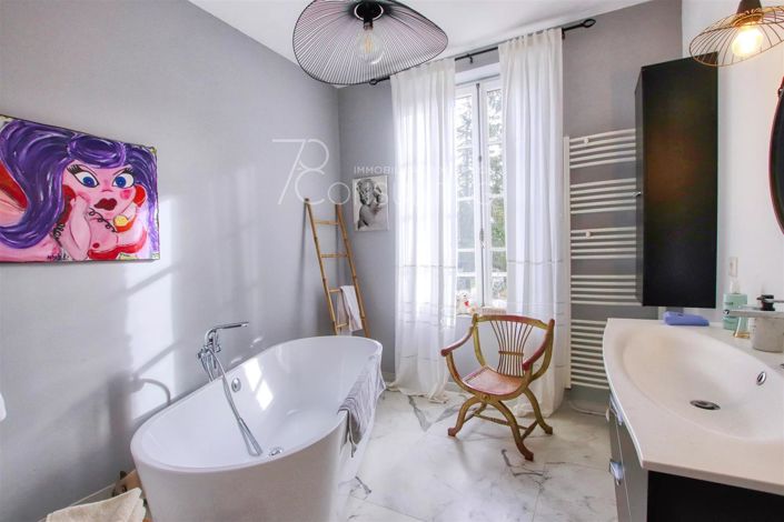 Image No.19-House for sale