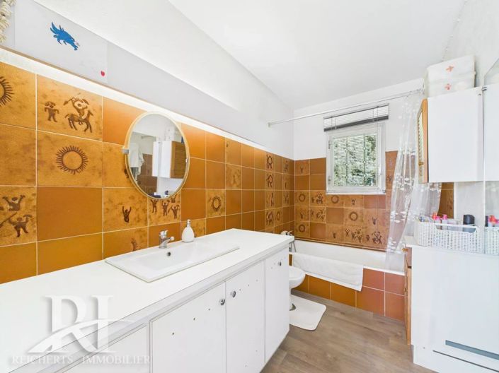 Image No.14-4 Bed House for sale