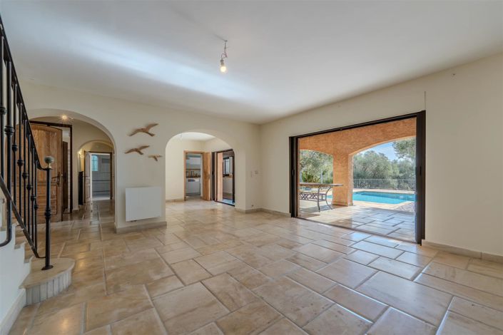 Image No.6-House for sale