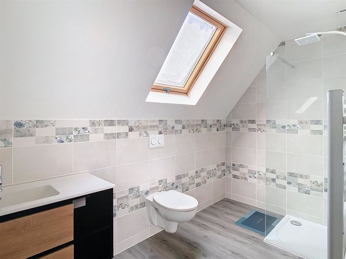 Image No.13-3 Bed House for sale