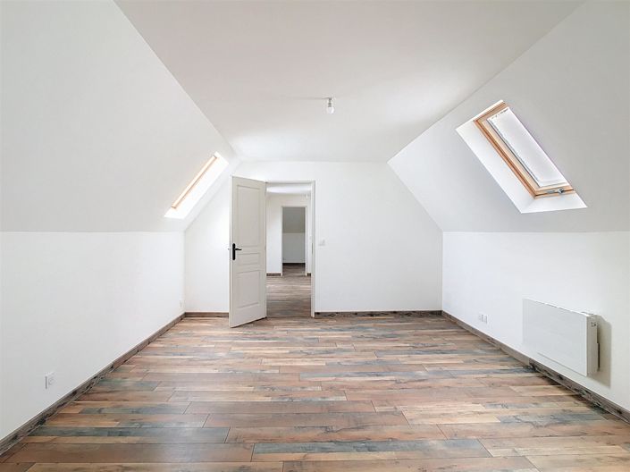 Image No.14-3 Bed House for sale