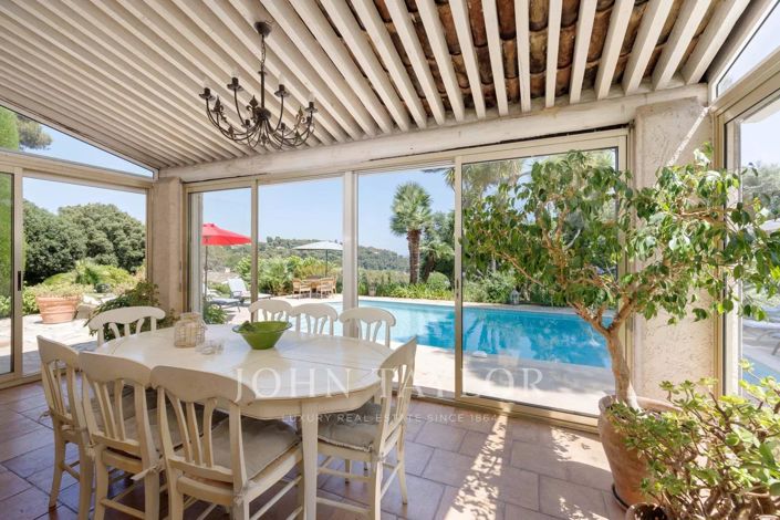 Image No.40-5 Bed House for sale