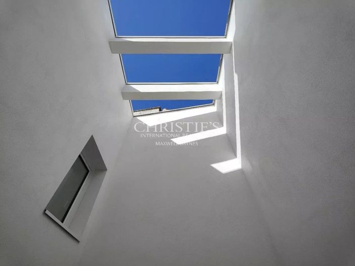 Image No.5-3 Bed House for sale