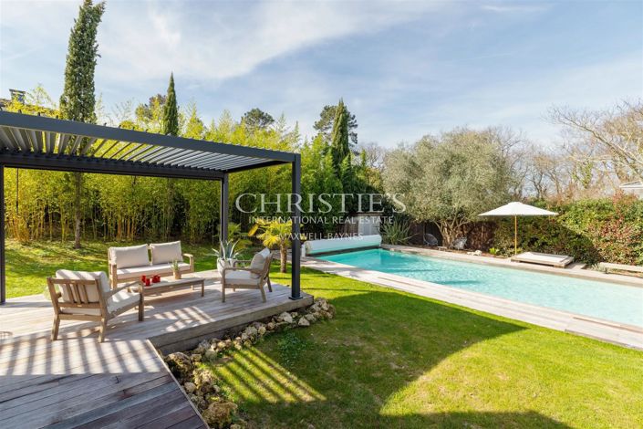 Image No.11-4 Bed House for sale