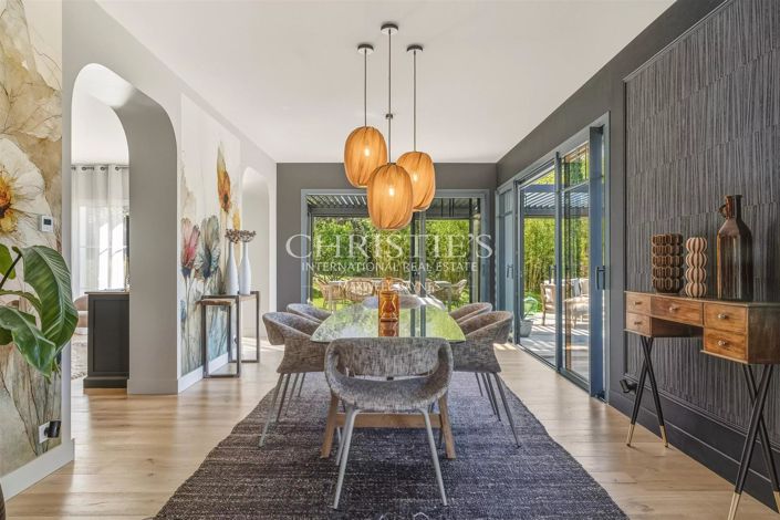 Image No.12-4 Bed House for sale