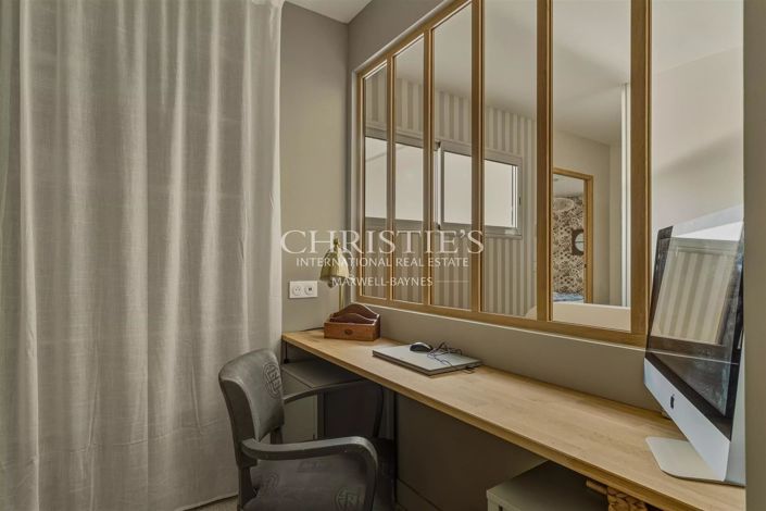 Image No.15-4 Bed House for sale