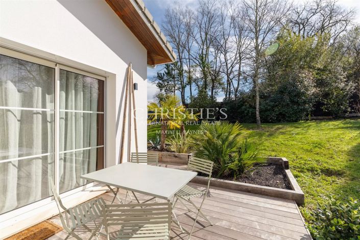 Image No.28-4 Bed House for sale