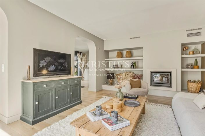 Image No.34-4 Bed House for sale