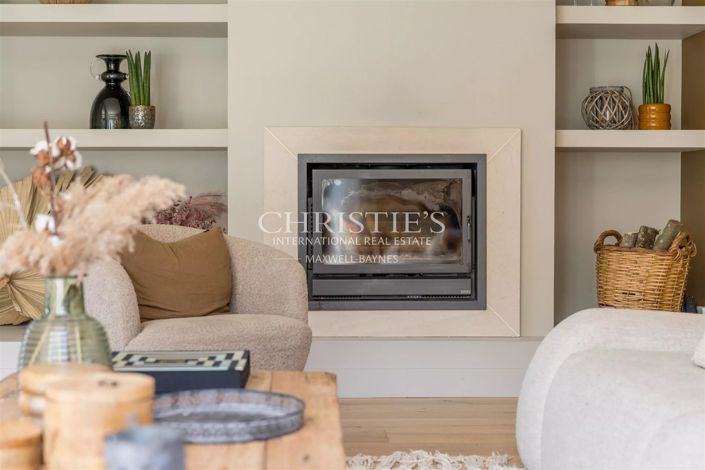 Image No.6-4 Bed House for sale