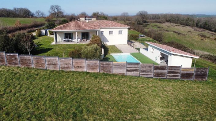 Image No.18-4 Bed House for sale