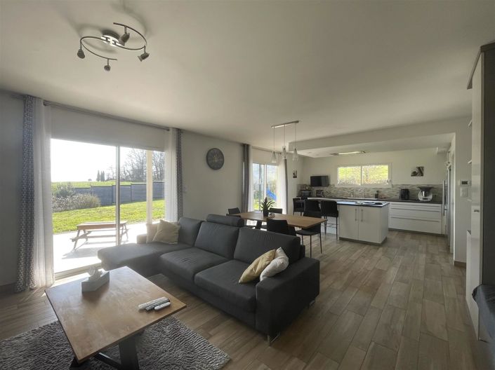 Image No.4-4 Bed House for sale