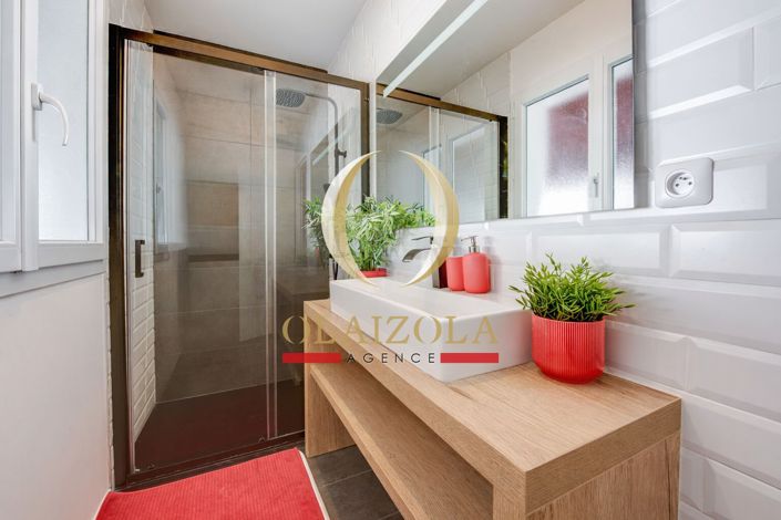 Image No.18-3 Bed House for sale